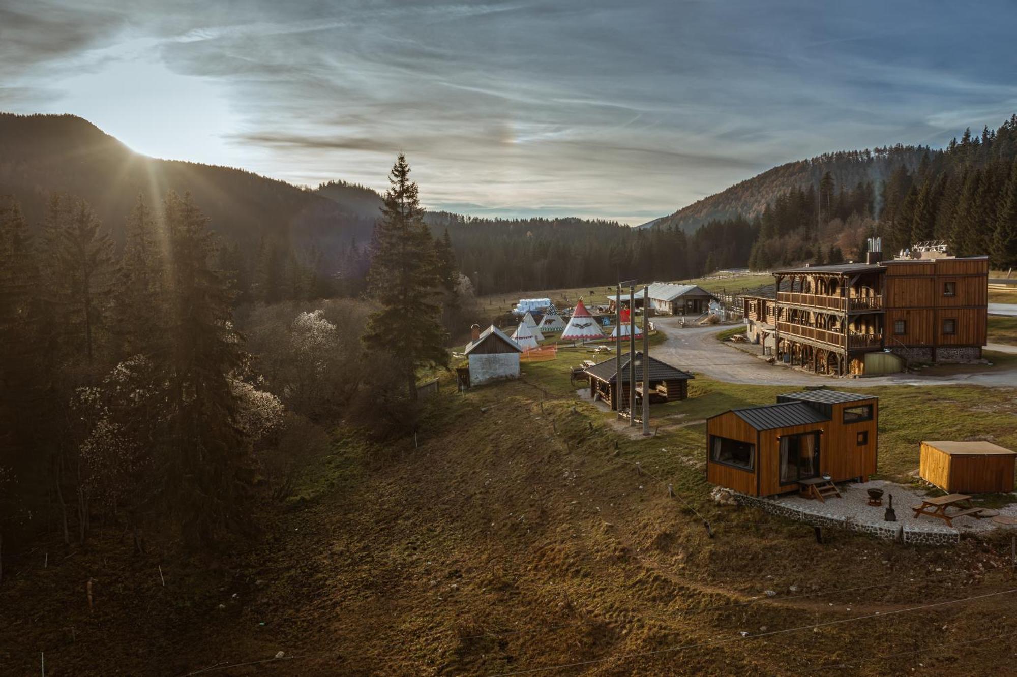 Ranc Pod Ostrou Skalou Stratená Exterior foto