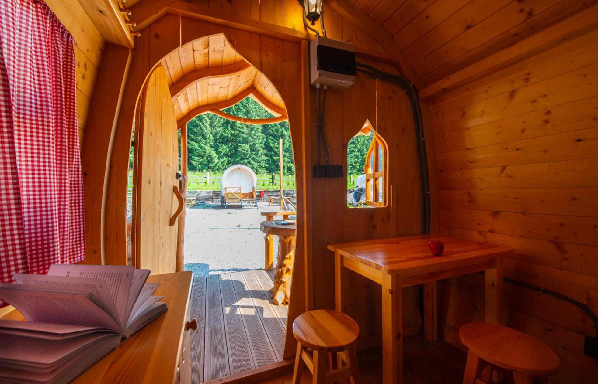 Ranc Pod Ostrou Skalou Stratená Exterior foto