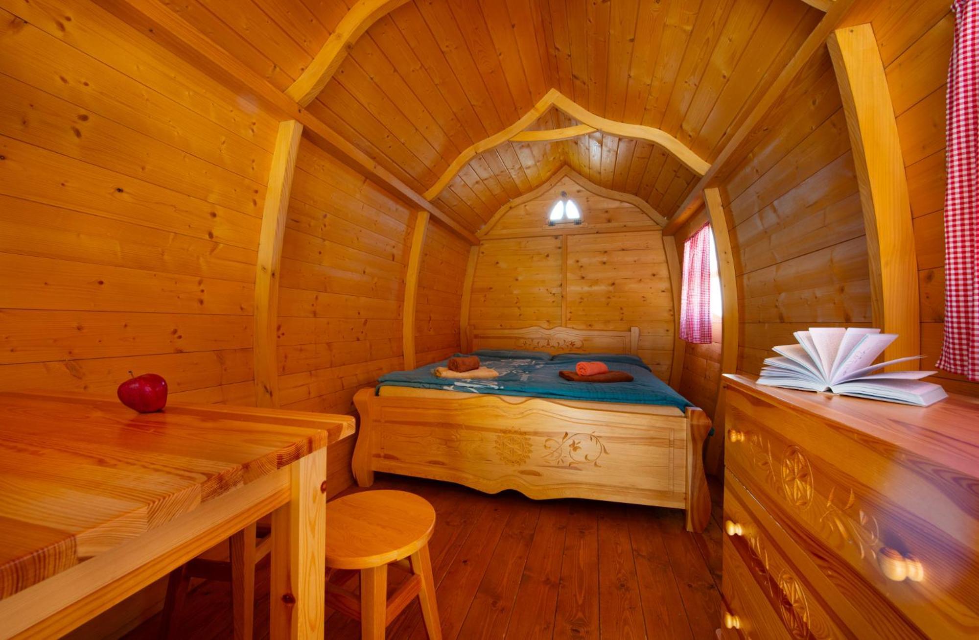 Ranc Pod Ostrou Skalou Stratená Exterior foto