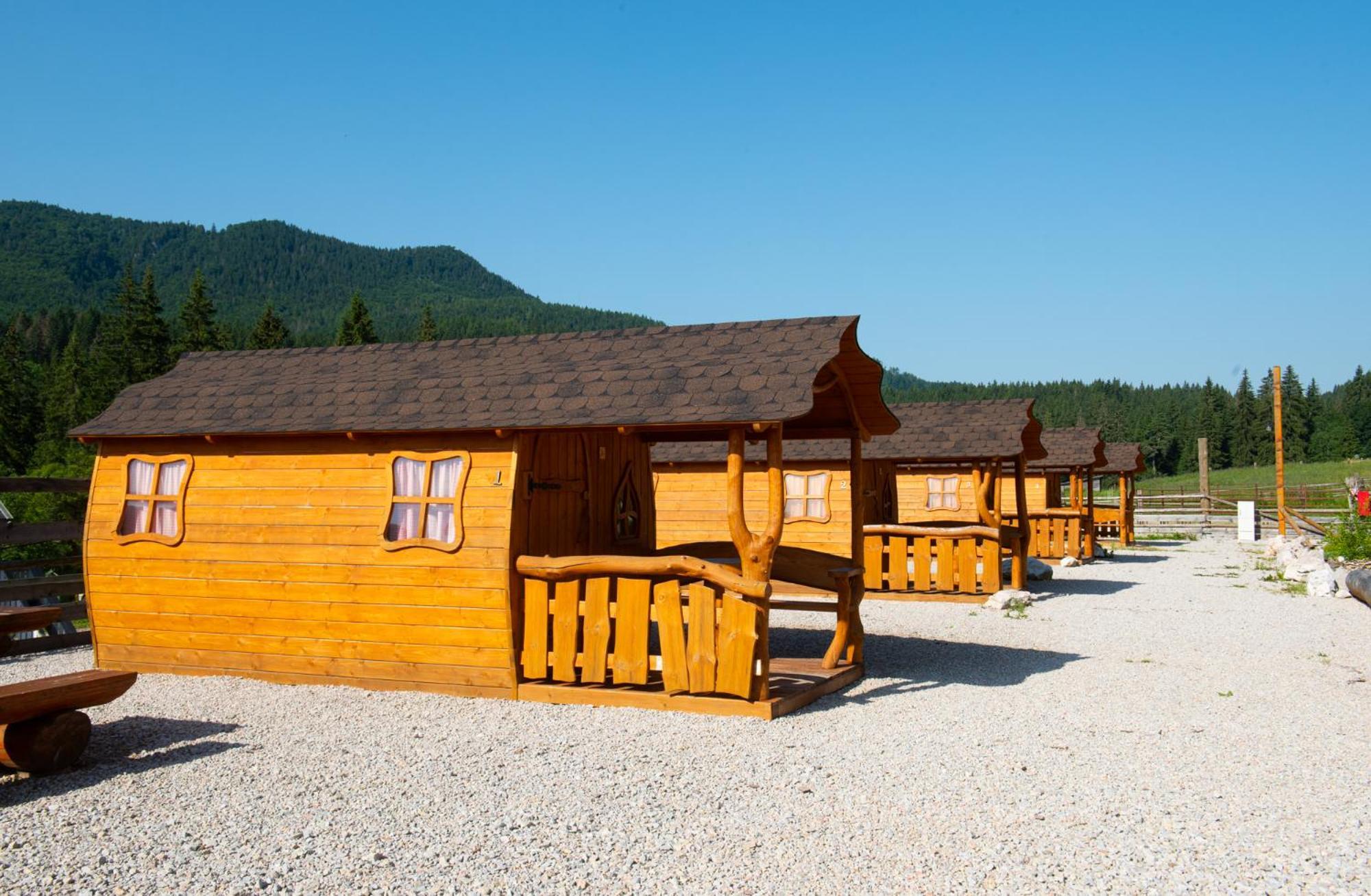 Ranc Pod Ostrou Skalou Stratená Exterior foto